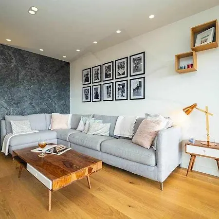 Apartamento Terraza De Corrida